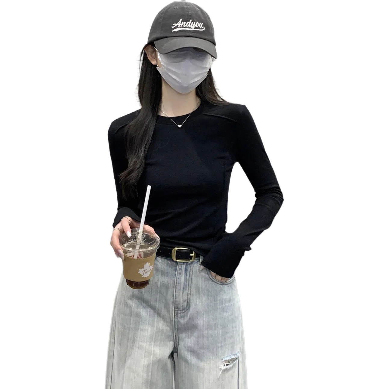 CASTLE WOODS 2025chic T