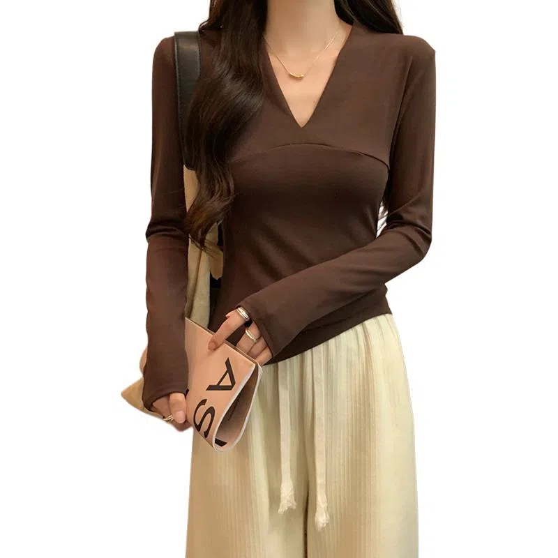 CASTLE WOODS 2025V T