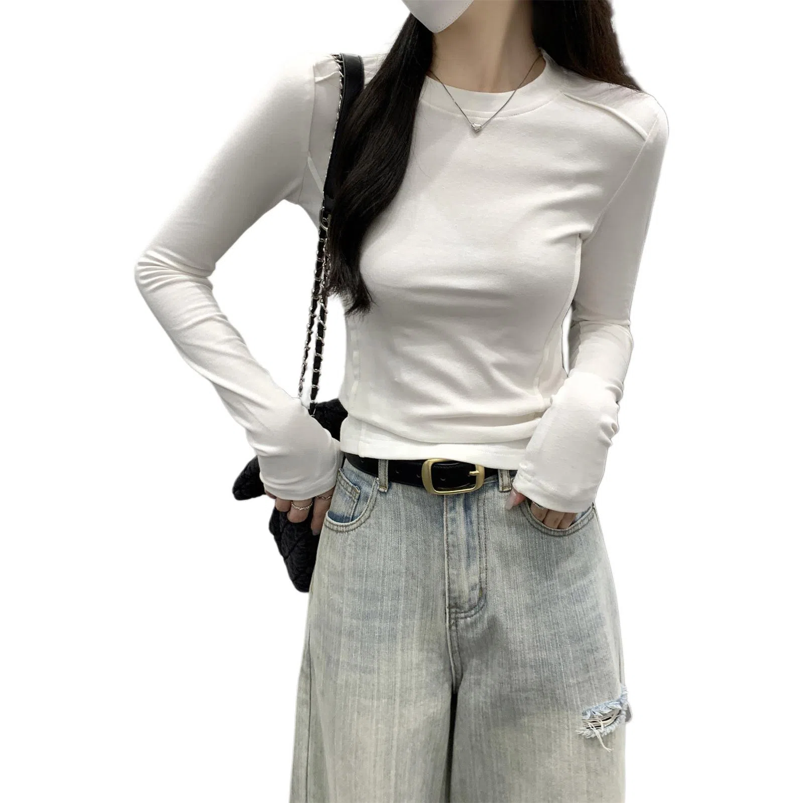 CASTLE WOODS 2025chic T