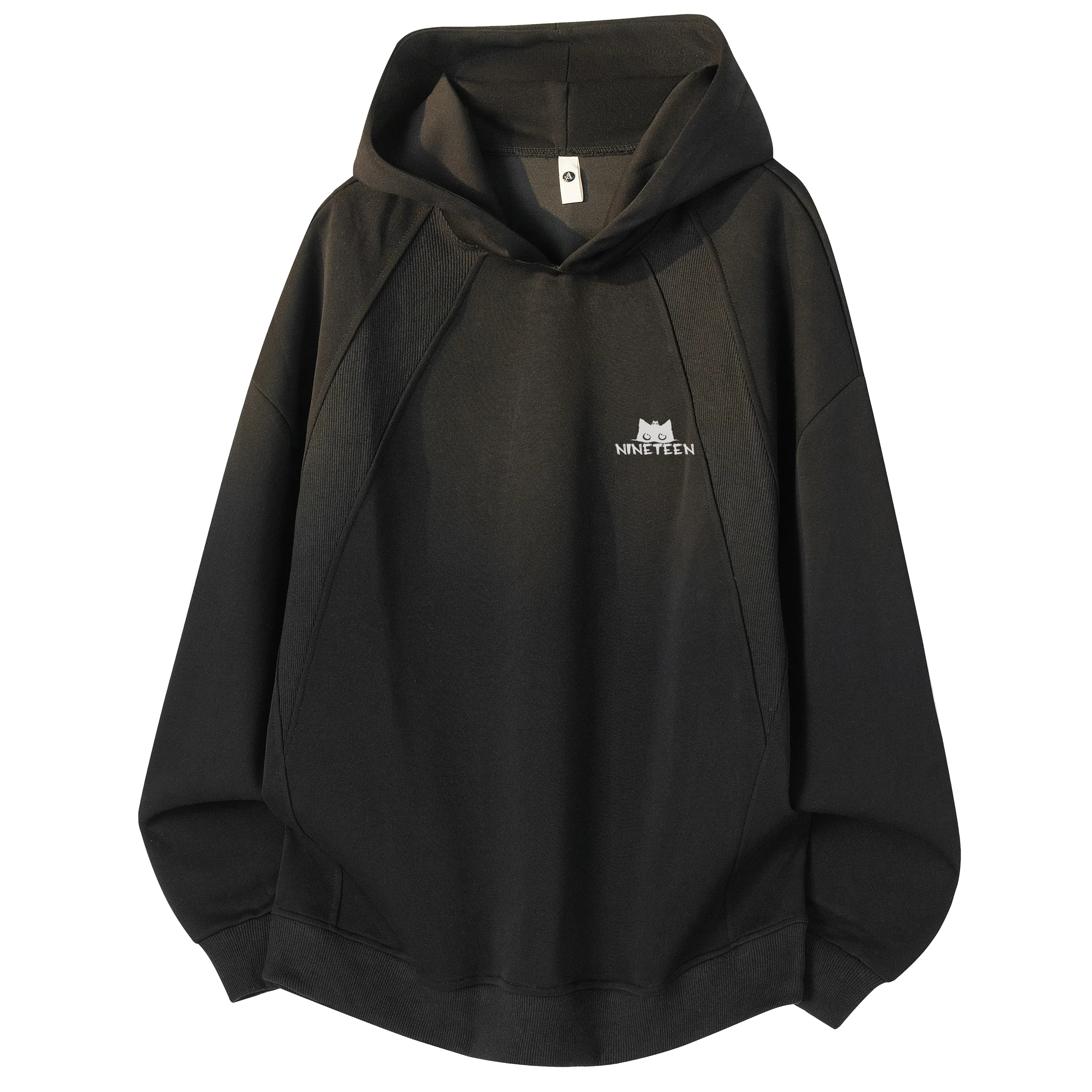 NINETEEN AUTUMN logo