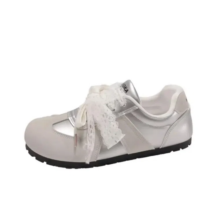 PARK DANCE Low Top Sneakers