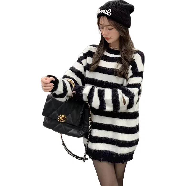欧迪芬  慵懒风日系条纹圆领秋冬宽松百搭学院风毛衣 女款