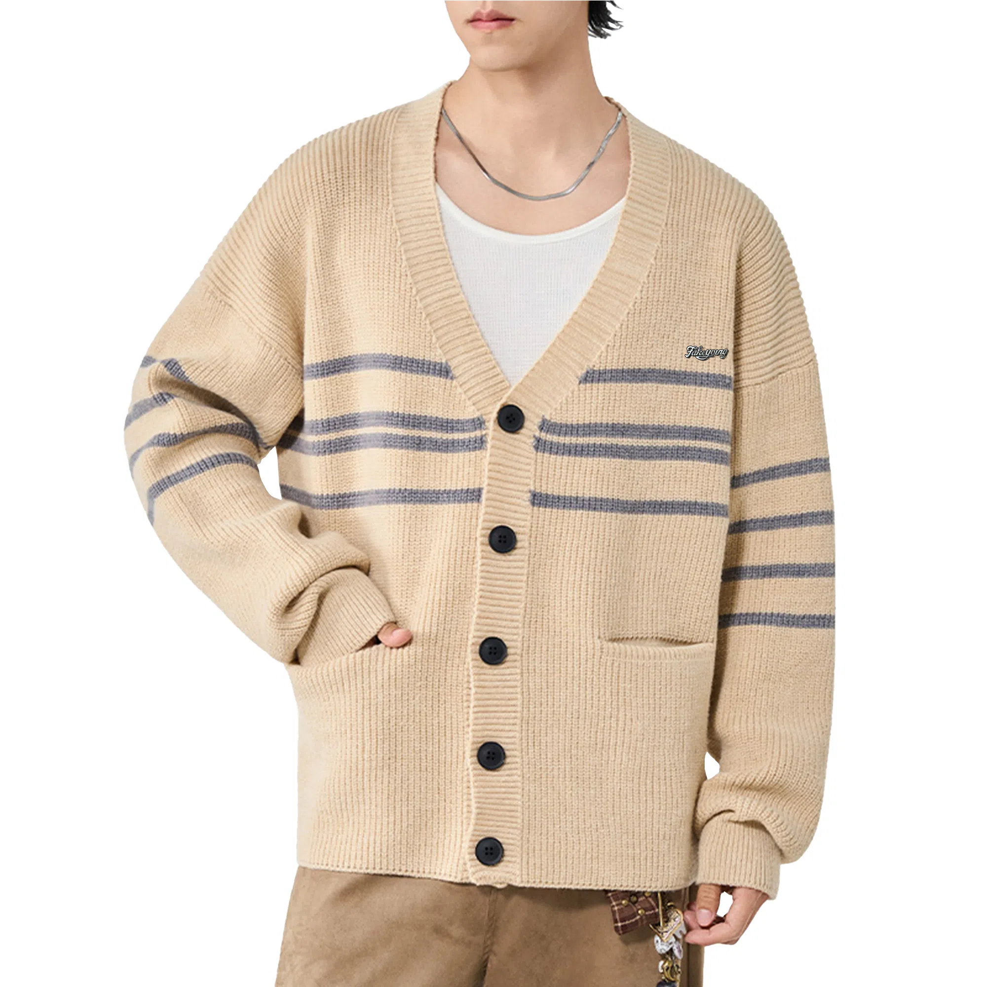 Fakeyoung Vlogo