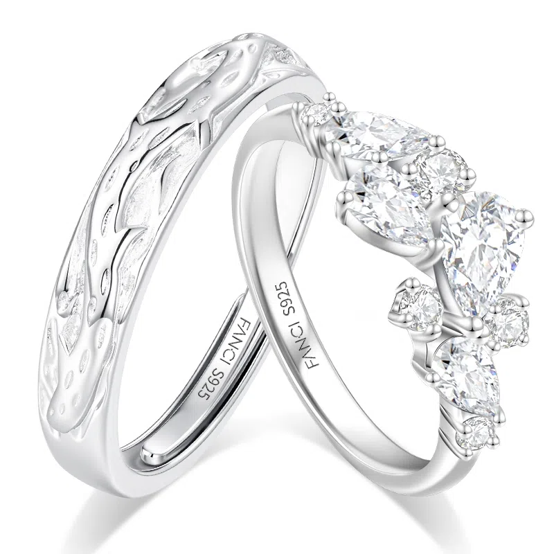 FANCI Wisteria Mobius Ring