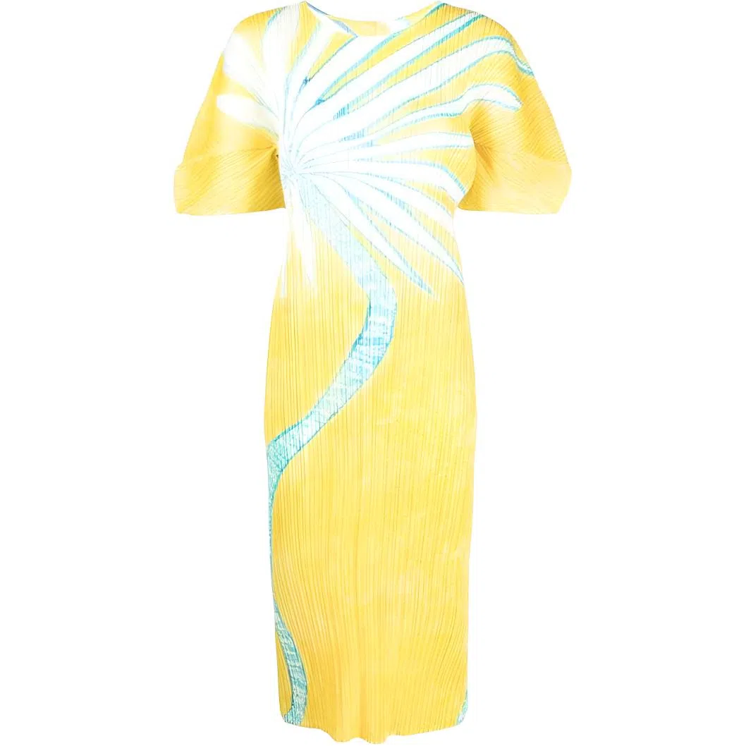 PLEATS PLEASE ISSEY MIYAKE