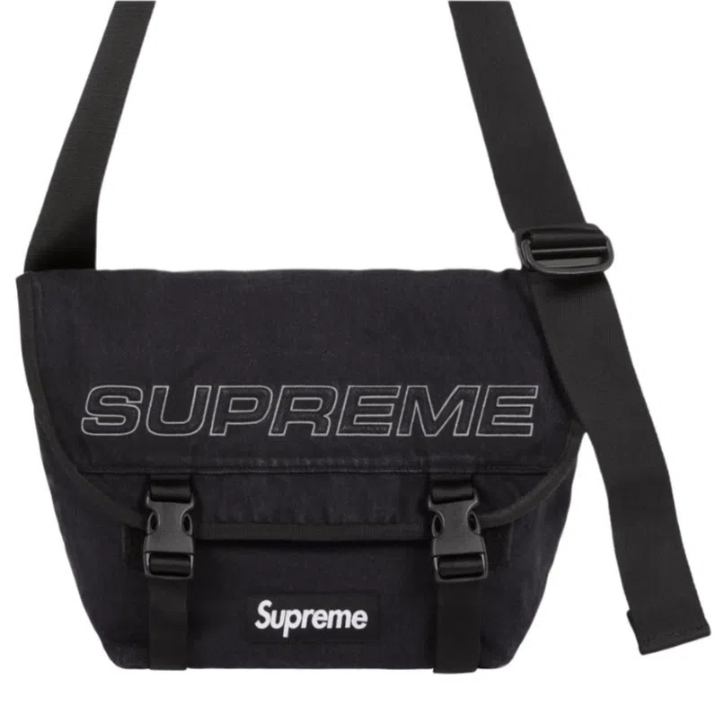 Supreme WEEK1 Logo