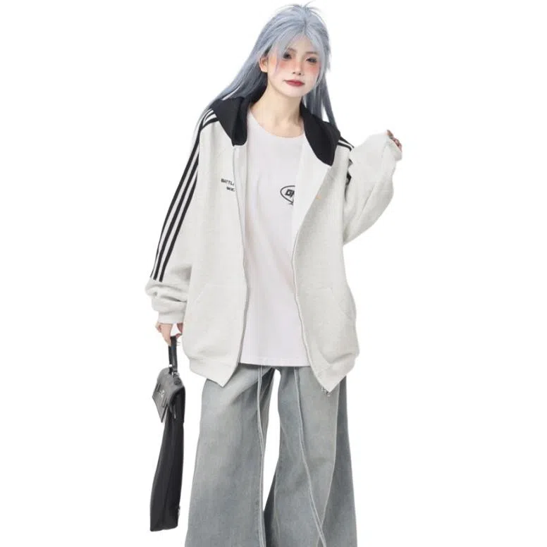 9c collective ins2025