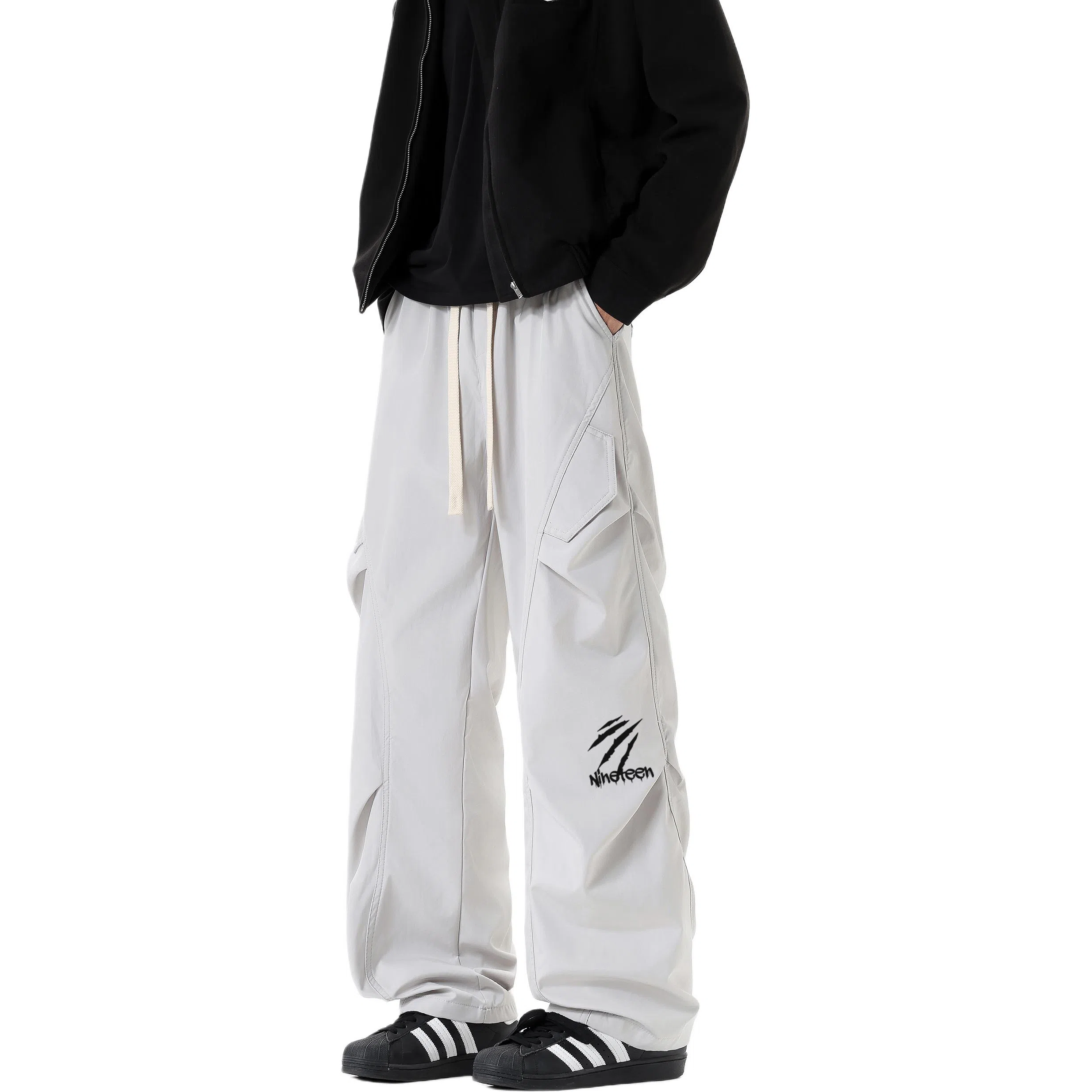 NINETEEN AUTUMN logo