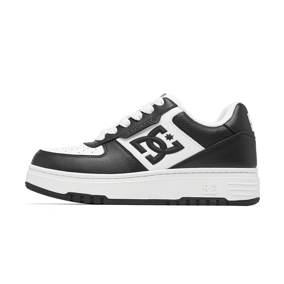 DC Shoes