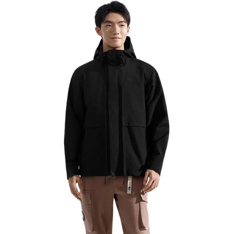 THE NORTH FACE M66 logo