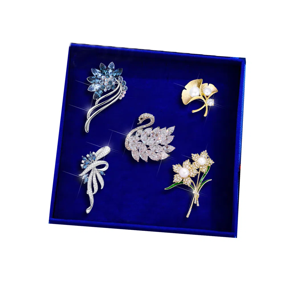 缔晶 轻奢浪漫天鹅胸花配饰星期套装 精致高档秋冬围巾外套搭品 合金 胸针 女款