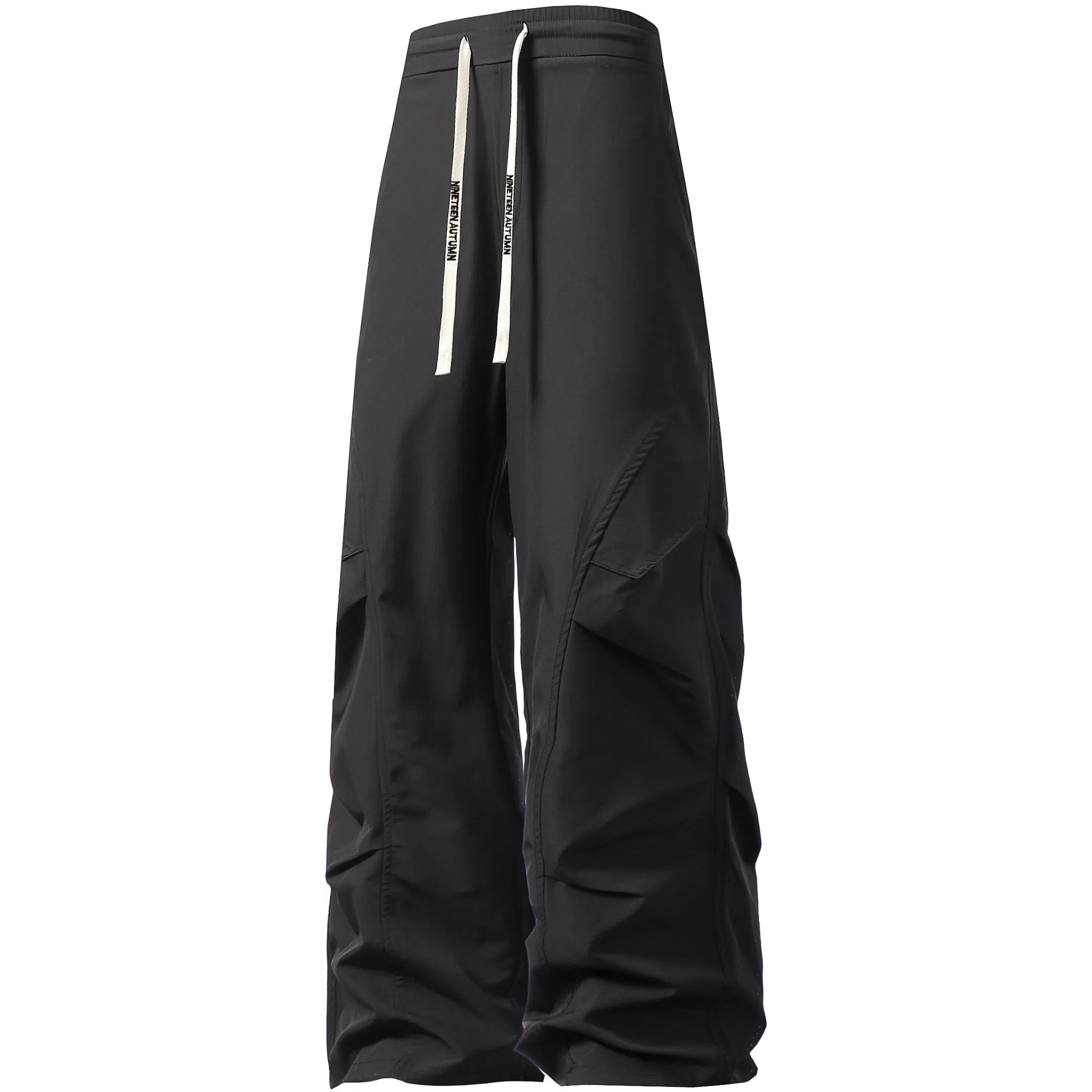 NINETEEN AUTUMN logo