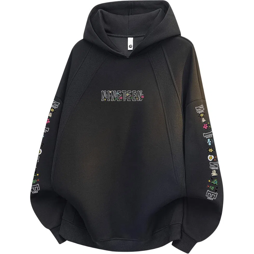 NINETEEN AUTUMN Logo