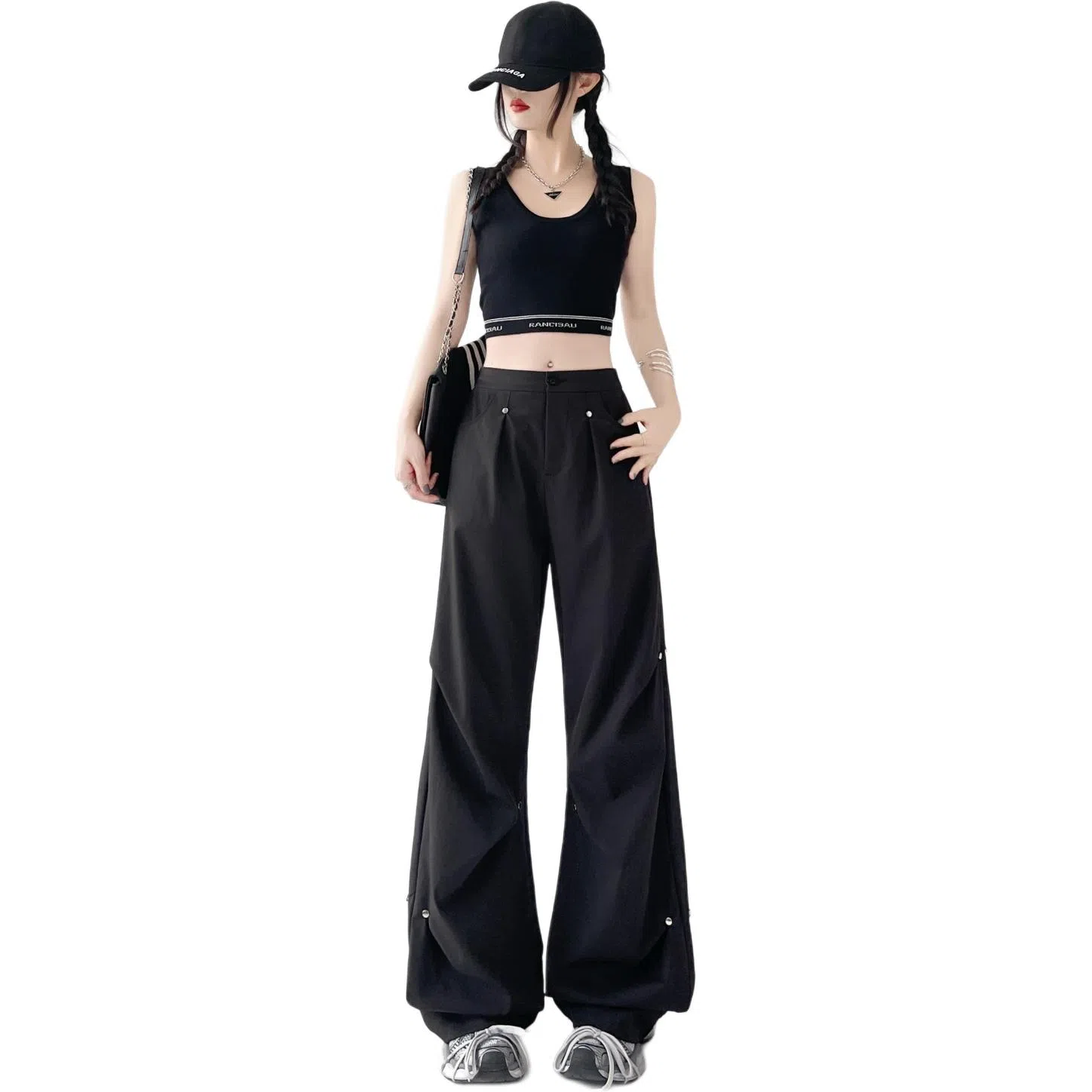 CASTLE WOODS cleanfitvibe