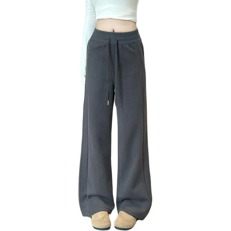 CASTLE WOODS 2025lulu