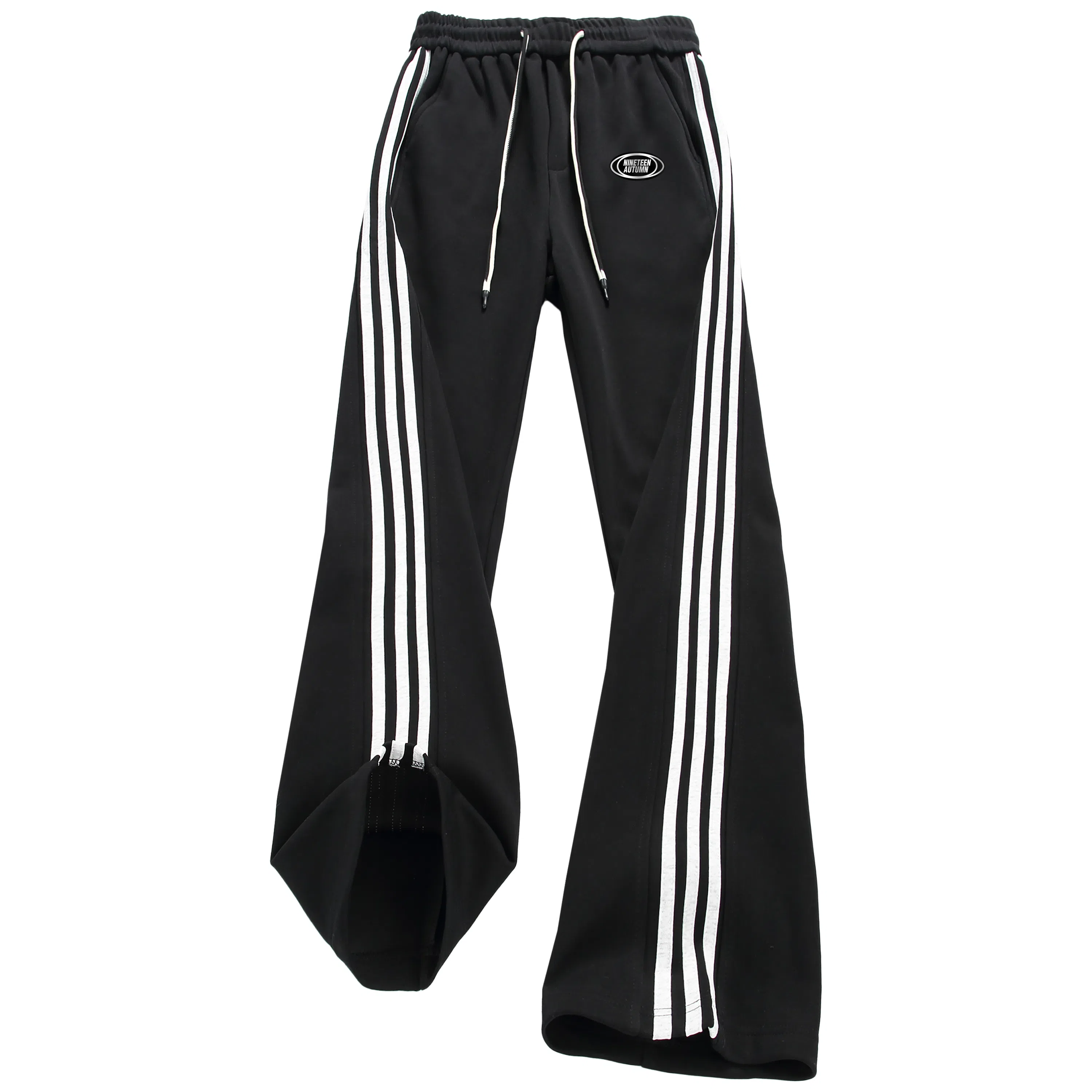 NINETEEN AUTUMN logo