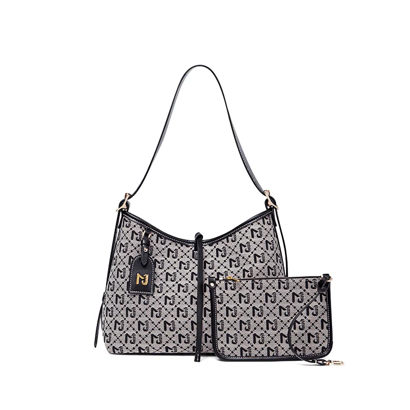 CLEVER KETCH PU Tote