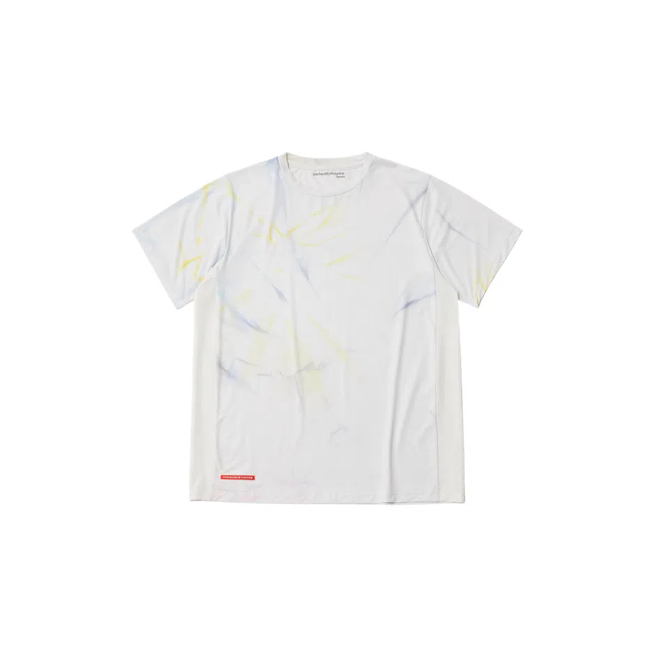 THE MUSEUM VISITOR SPRAYED TIEDYE T