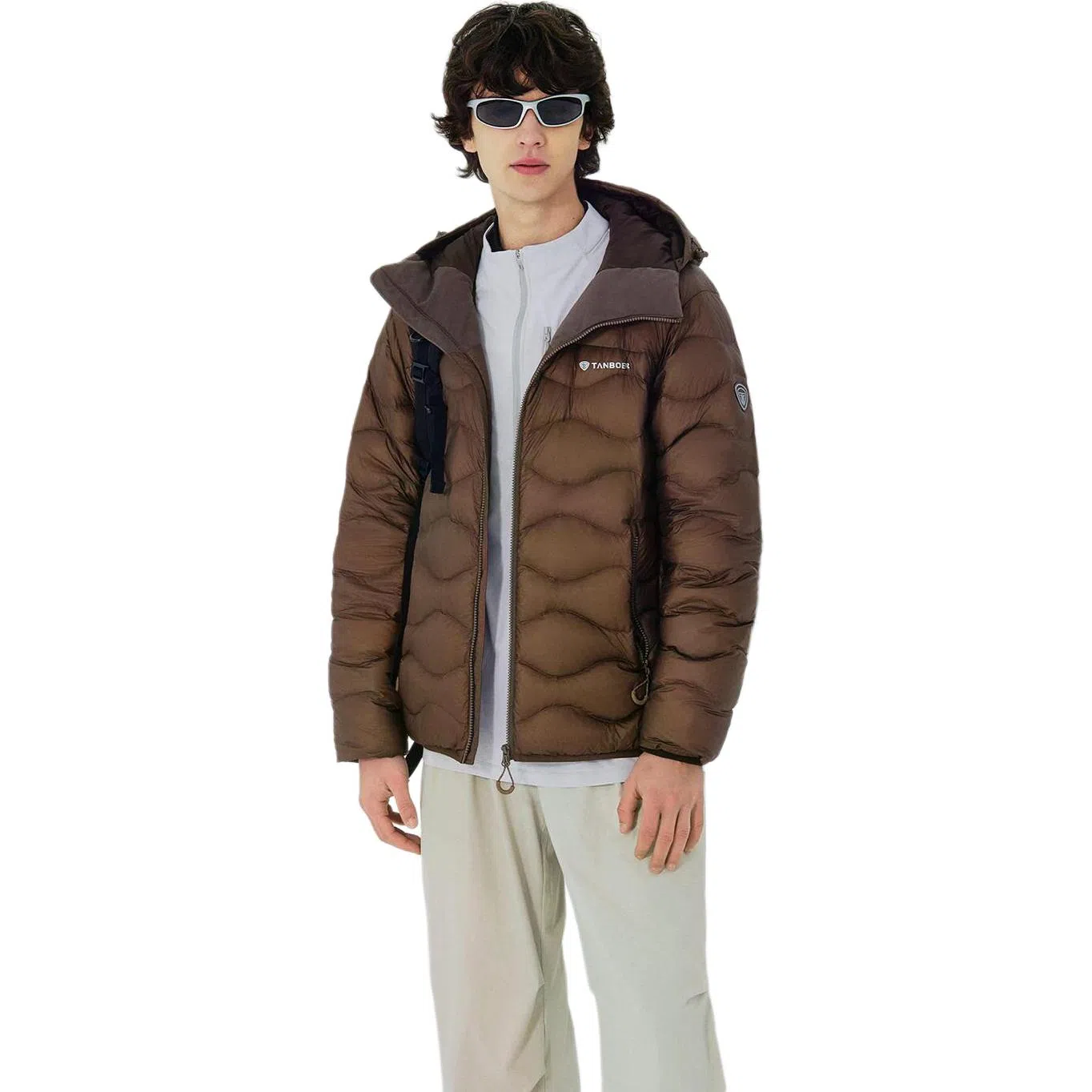 坦博尔 轻薄短款户外面包羽绒服 女款