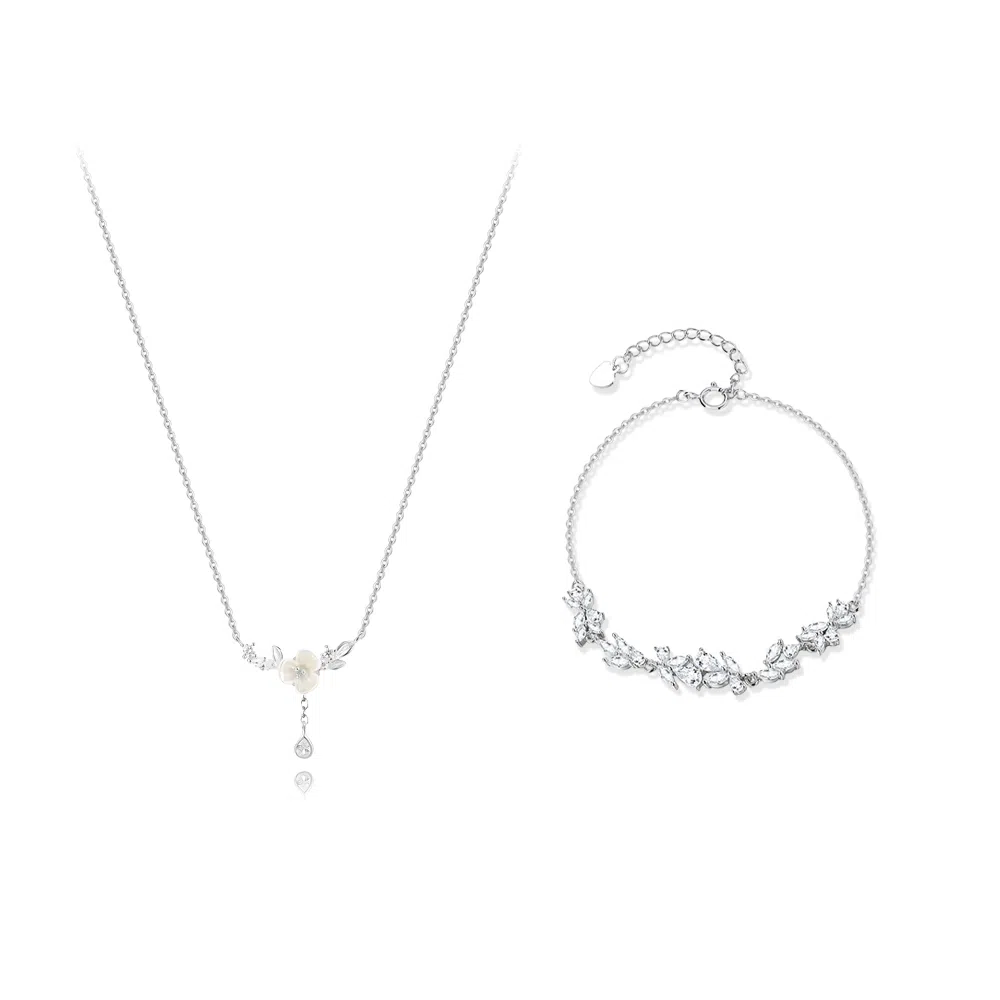 【纯银999 | 山茶花】 凤祥囍事 老凤祥 经典百搭小众精致设计高级感简约时尚轻奢学生日常通勤约会气质温柔可调节锁骨链 足银 项链 女款