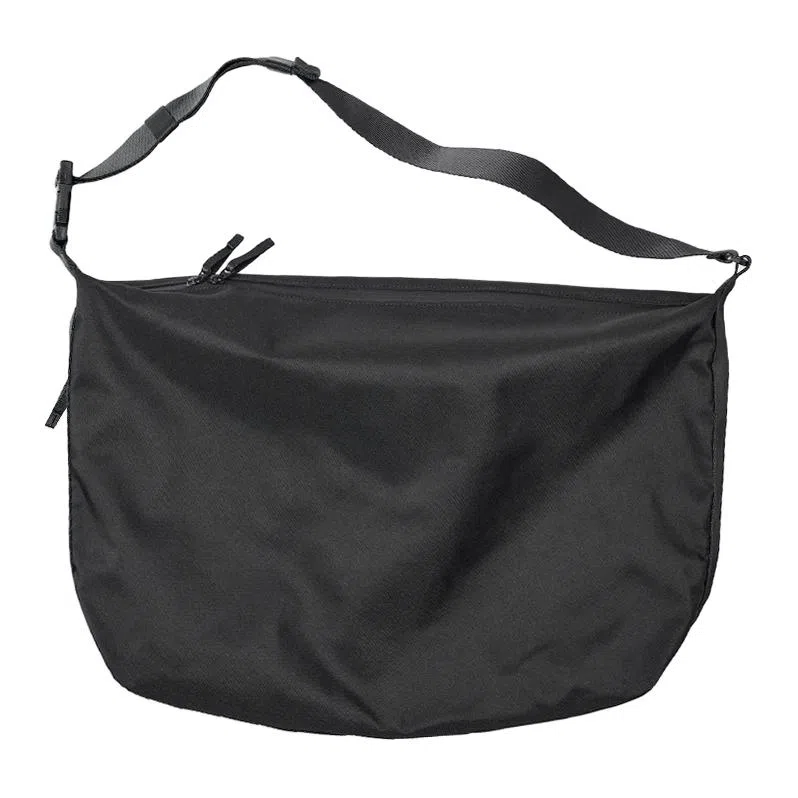 UNIQLO 24L Shoulder Bag Black