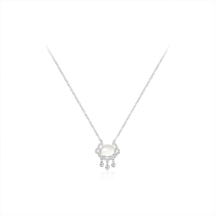 【S925银&平安顺遂】 银彦 吉祥如意锁 国风祥云长命锁 铃铛转运珠 优雅时尚经典设计 气质温柔日常百搭 表白礼盒天然 玉髓 项链 女款