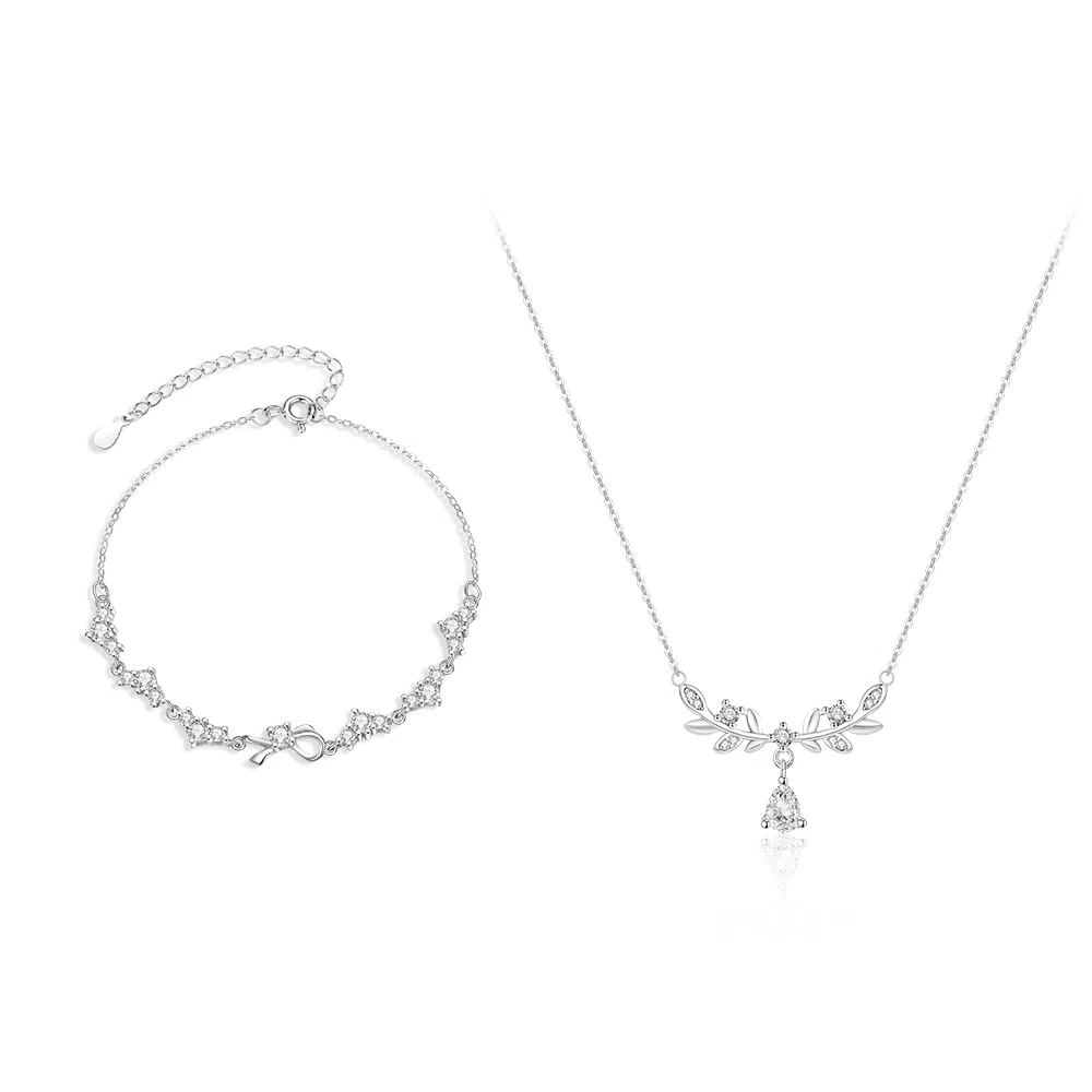 【纯银999 | 星光蝴蝶结】 凤祥囍事 老凤祥 优雅浪漫温柔小众设计简约学生日常轻奢高级感经典百搭通勤浪漫约会可调节#好运 足银 手链 女款