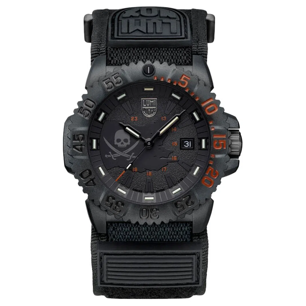 LUMINOX 200 44mm CARBONOX
