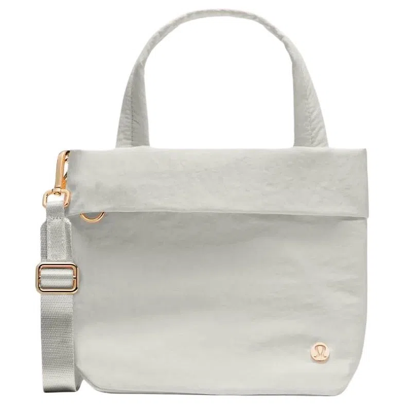 lululemon On My Level 5L Ivory