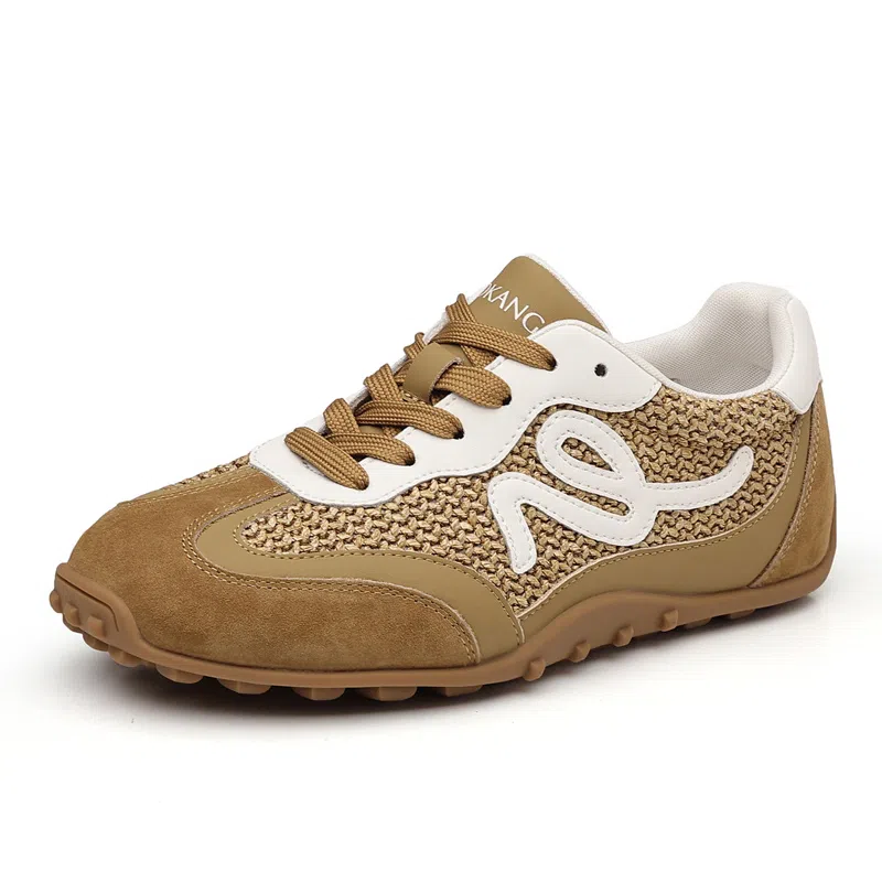 Aokang Classic Low-Top Sneakers