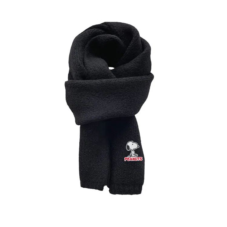 SNOOPY Scarf