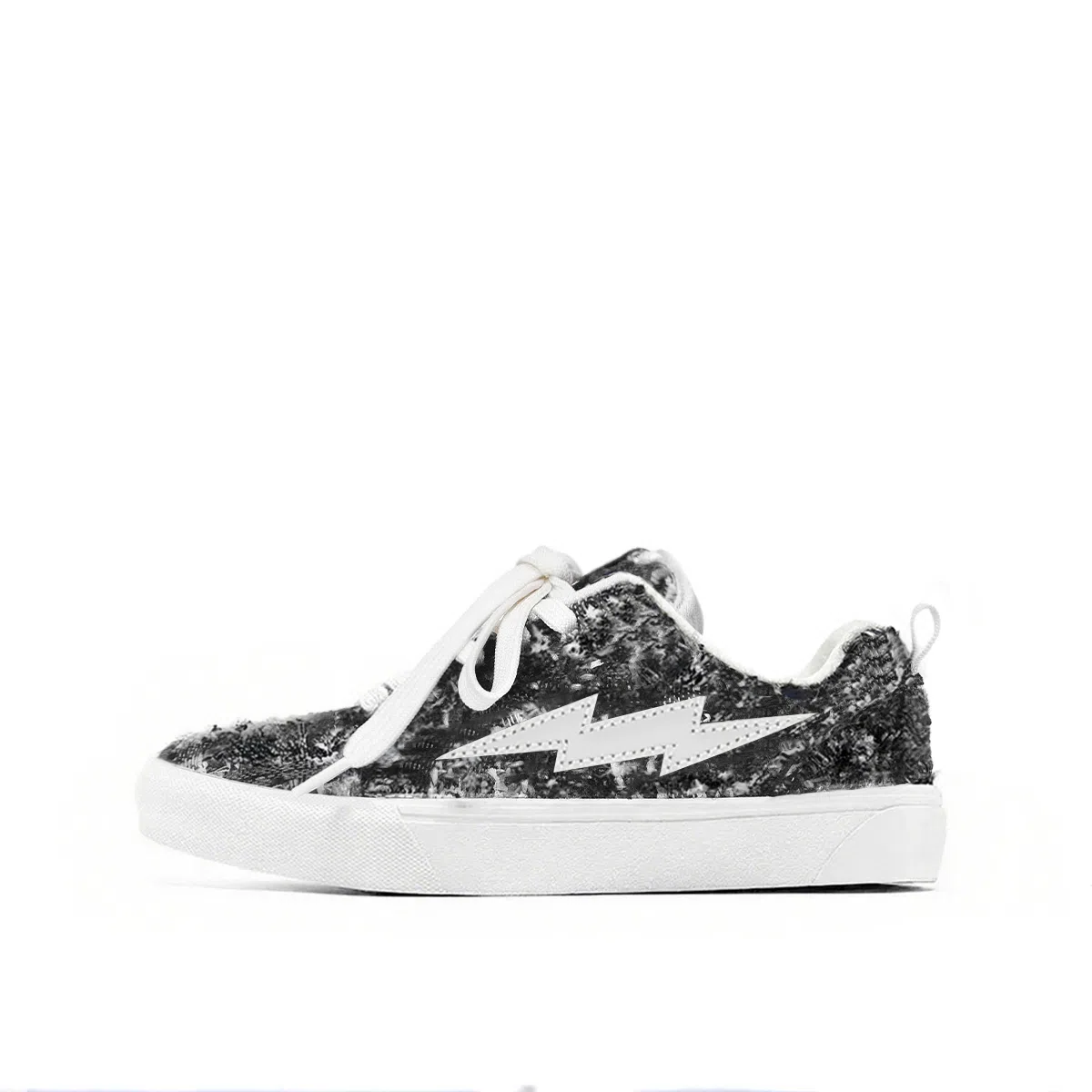 Z.SUO Black Low-Top Sneakers