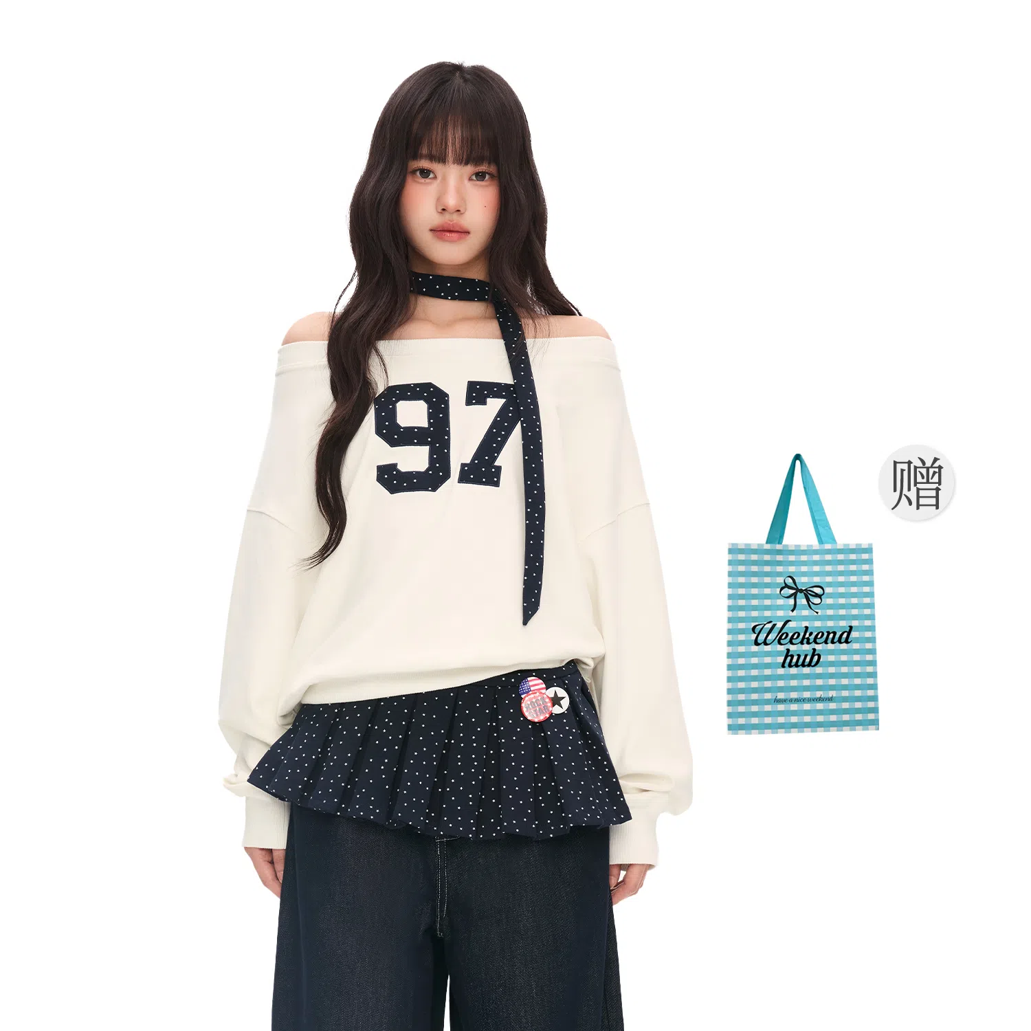 WEEKEND HUB chic2025