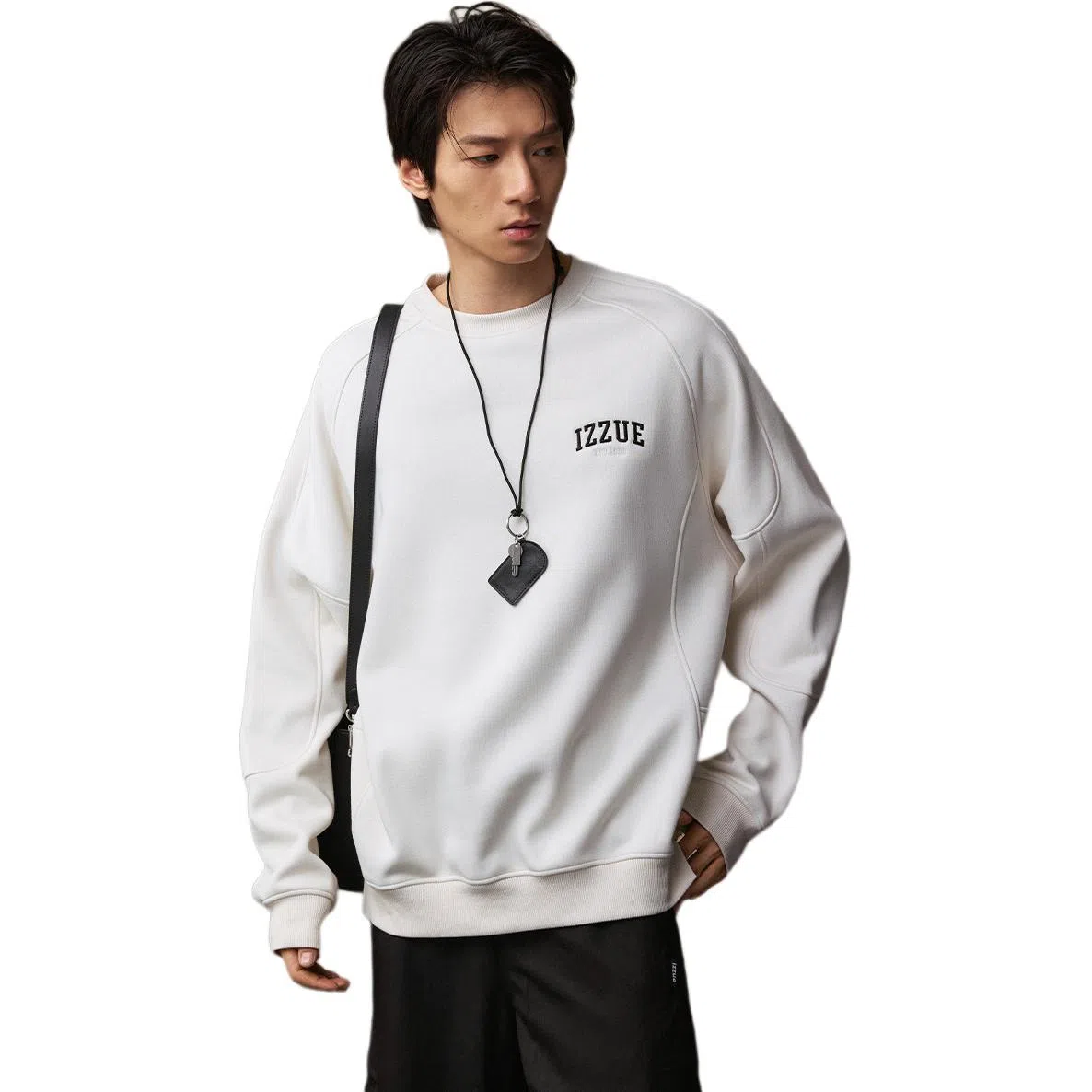 i.tizzue CleanfitLogo