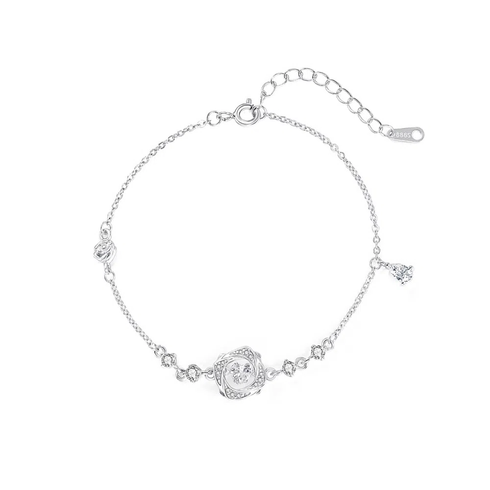 【S999足银 在逃公主】 七七银饰 莫比乌斯灵动爱心 甜蜜爱恋 爱无止境小众轻奢简约时尚 日常通勤百搭约会 纯银 手链 女款