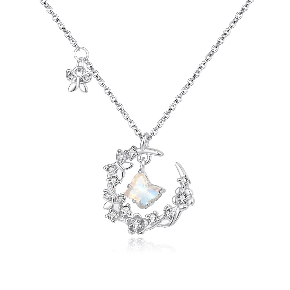 【S999足银 心动告白】 七七银饰 浪漫蝶恋花水晶 梦幻跳动 甜美可爱轻奢优雅个性设计 百搭休闲通勤显白#好运  纯银 项链 女款