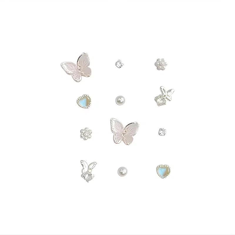 【梦幻星蝶】 极昼 小众精致高级感设计 时尚百搭通勤 甜酷粉色系立体镂空不规则熔岩蝴蝶四芒星流苏套装耳饰 合金 耳钉 男女同款情侣款