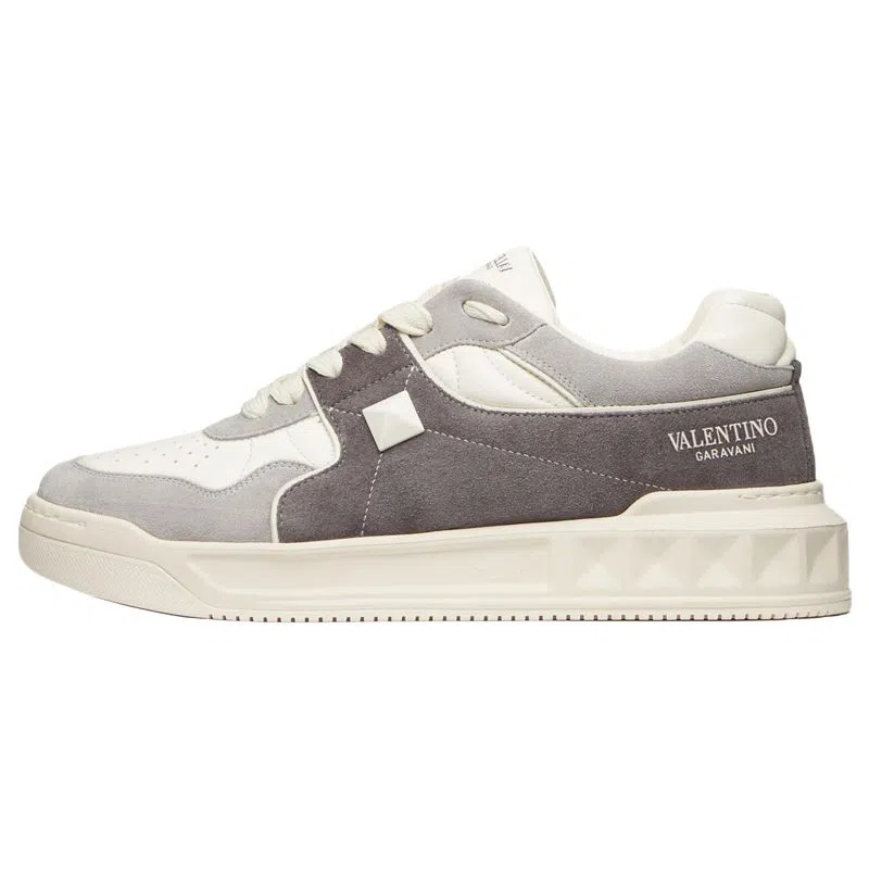 Valentino One Stud