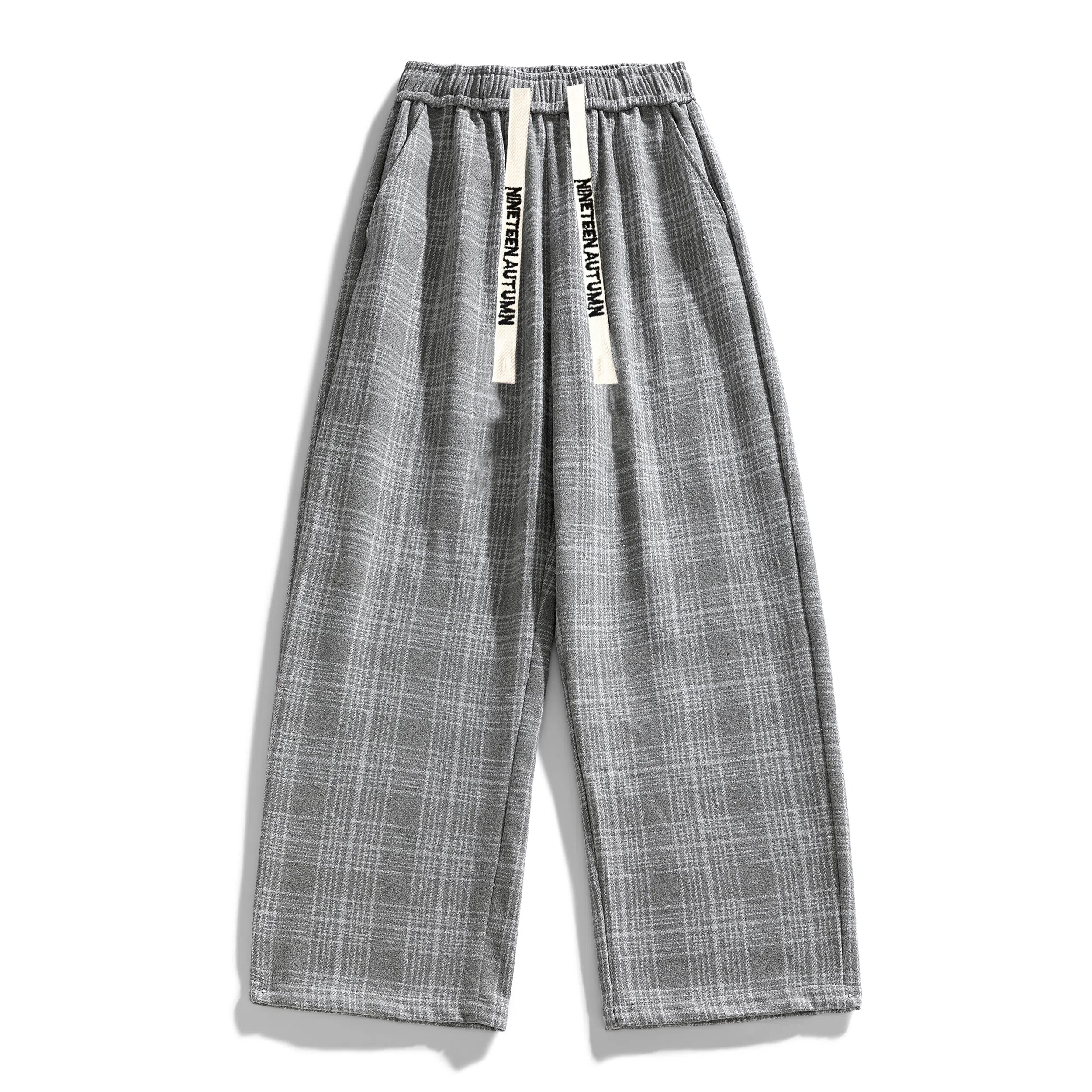 NINETEEN AUTUMN Logo