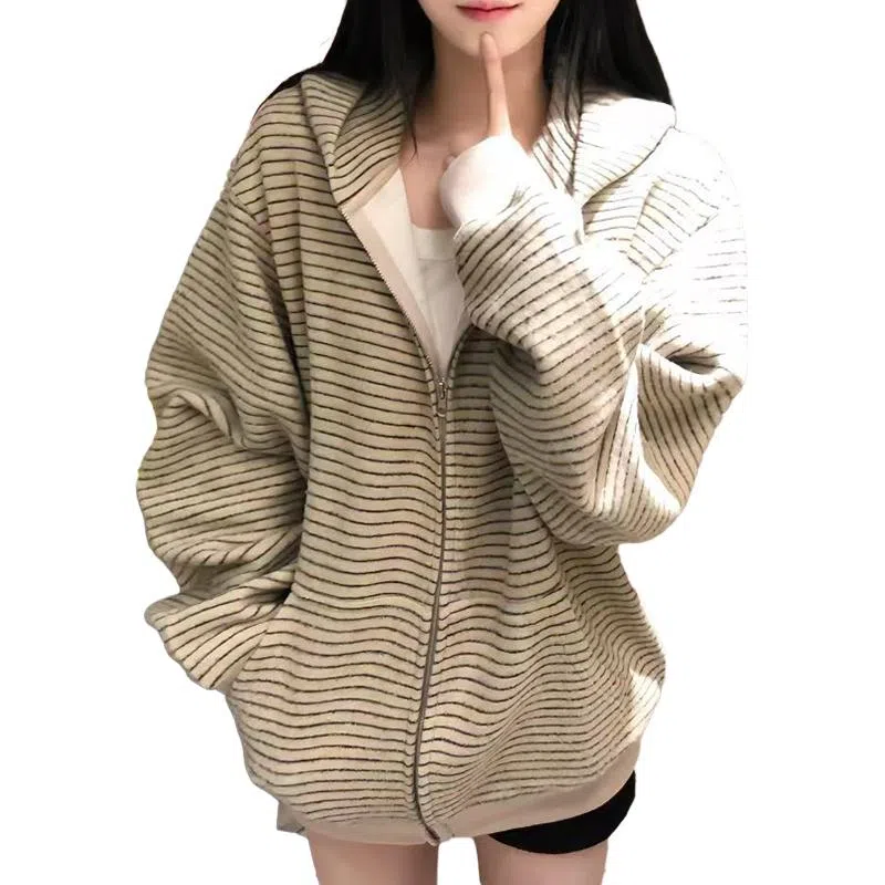 source with u oversize