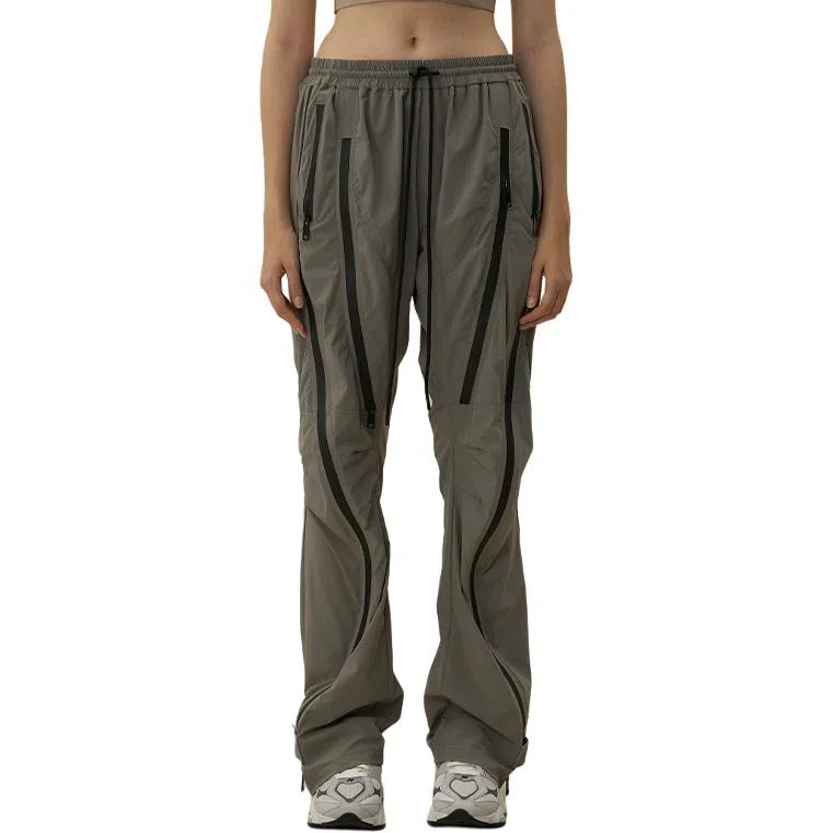 11ESTRANGER ASTRANGER