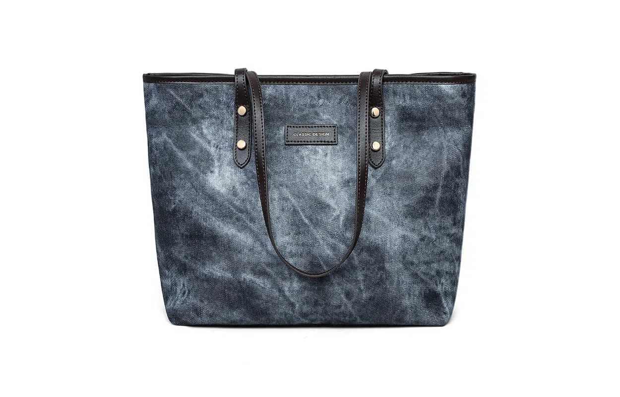 COMELY Tote