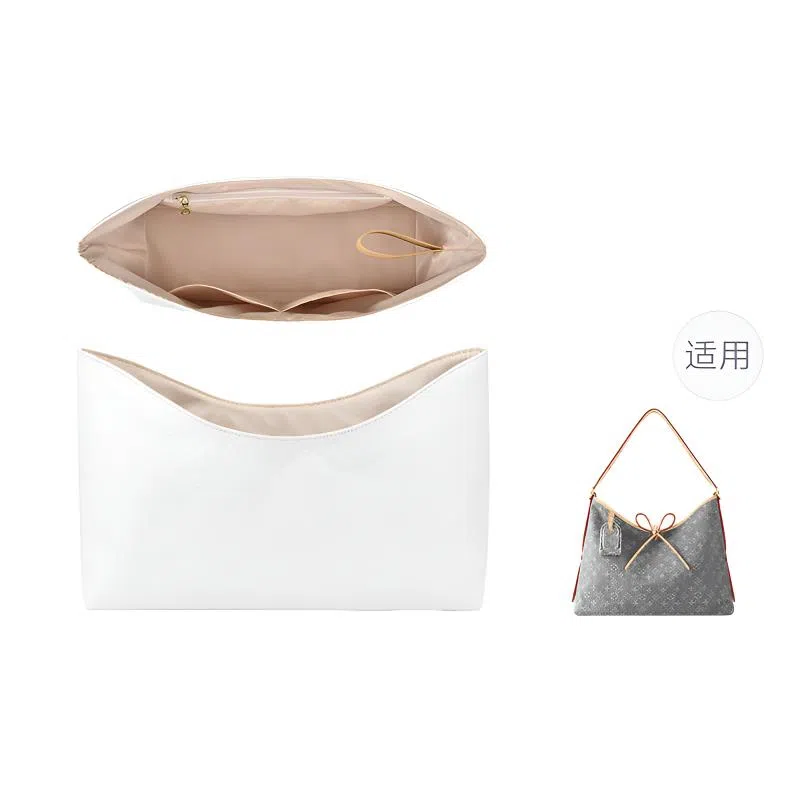 LOUIS VUITTON Carryall