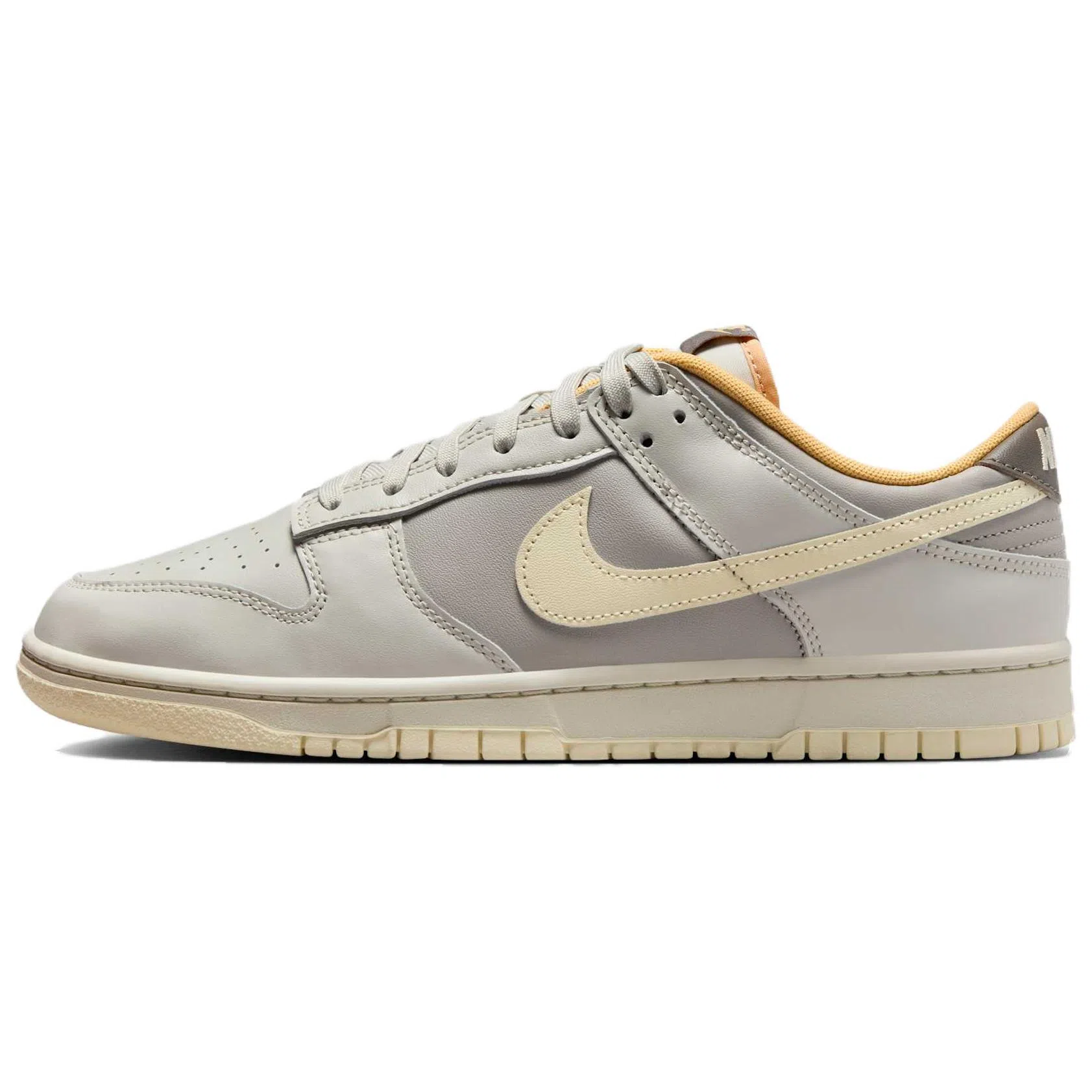Nike Dunk Low "Light Bone"