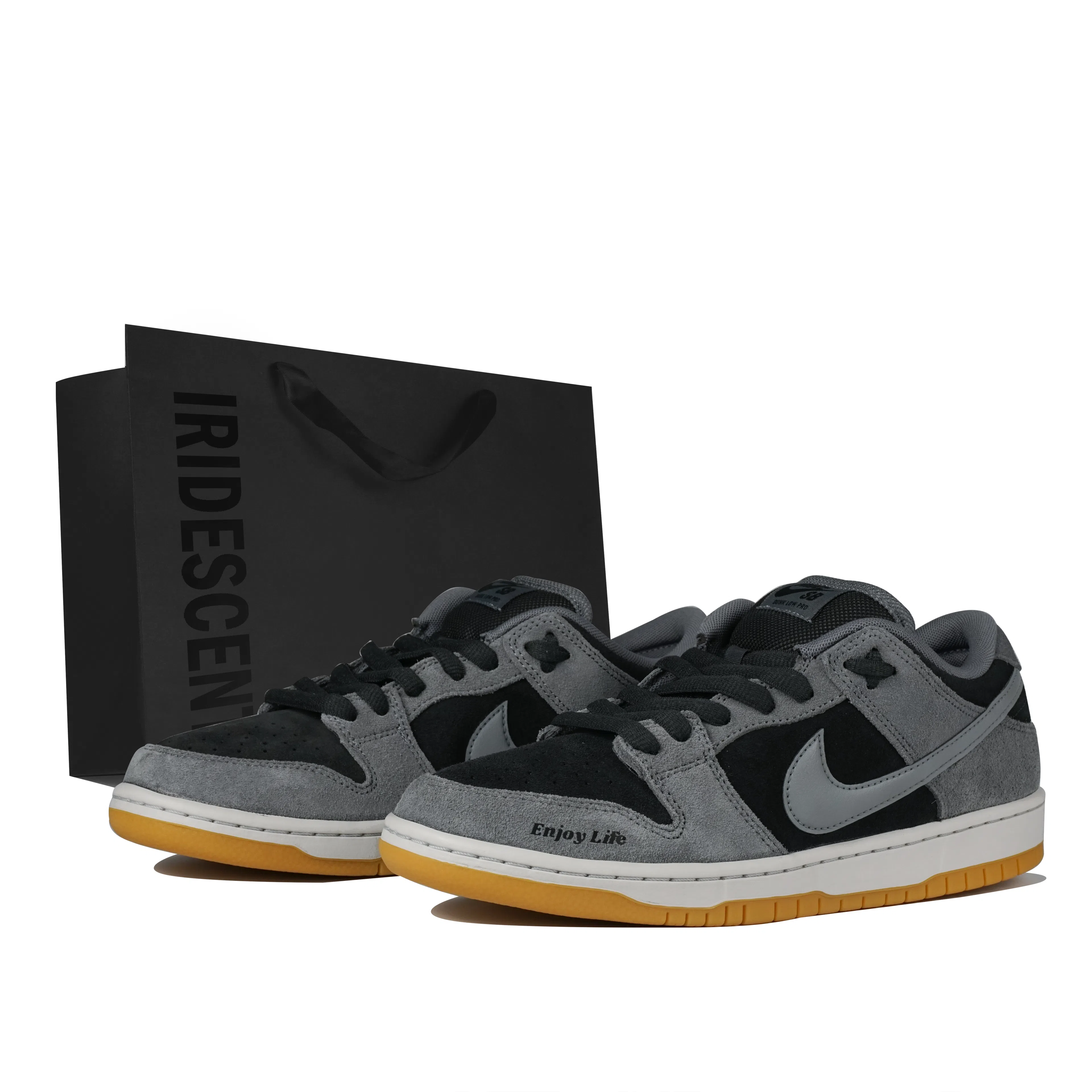 Nike Dunk SB "Dark Smoke Grey"