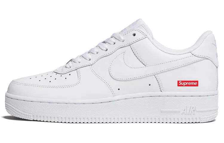 Supreme x Nike Air Force 1 "Box Logo"