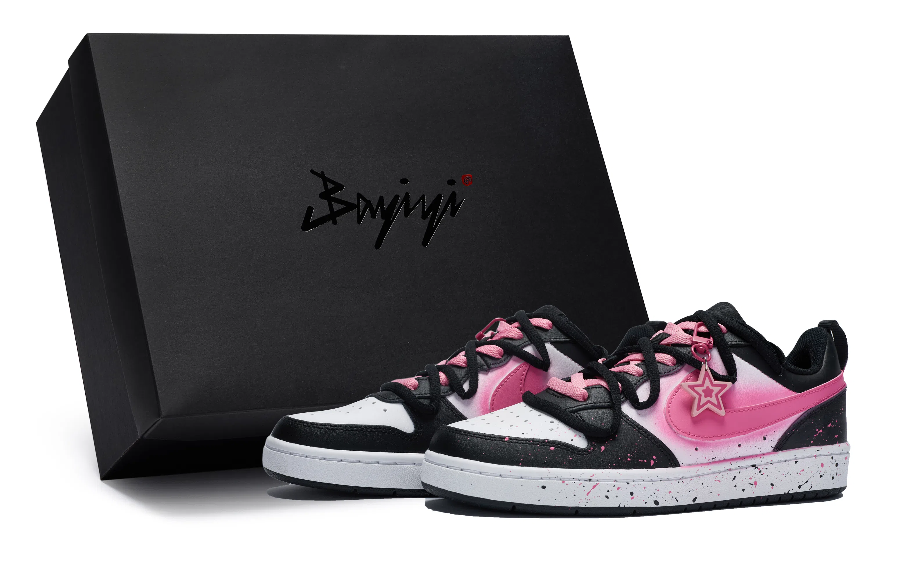 Nike Court Borough Low