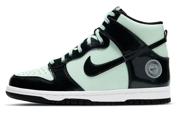 Nike Dunk High Barely Green