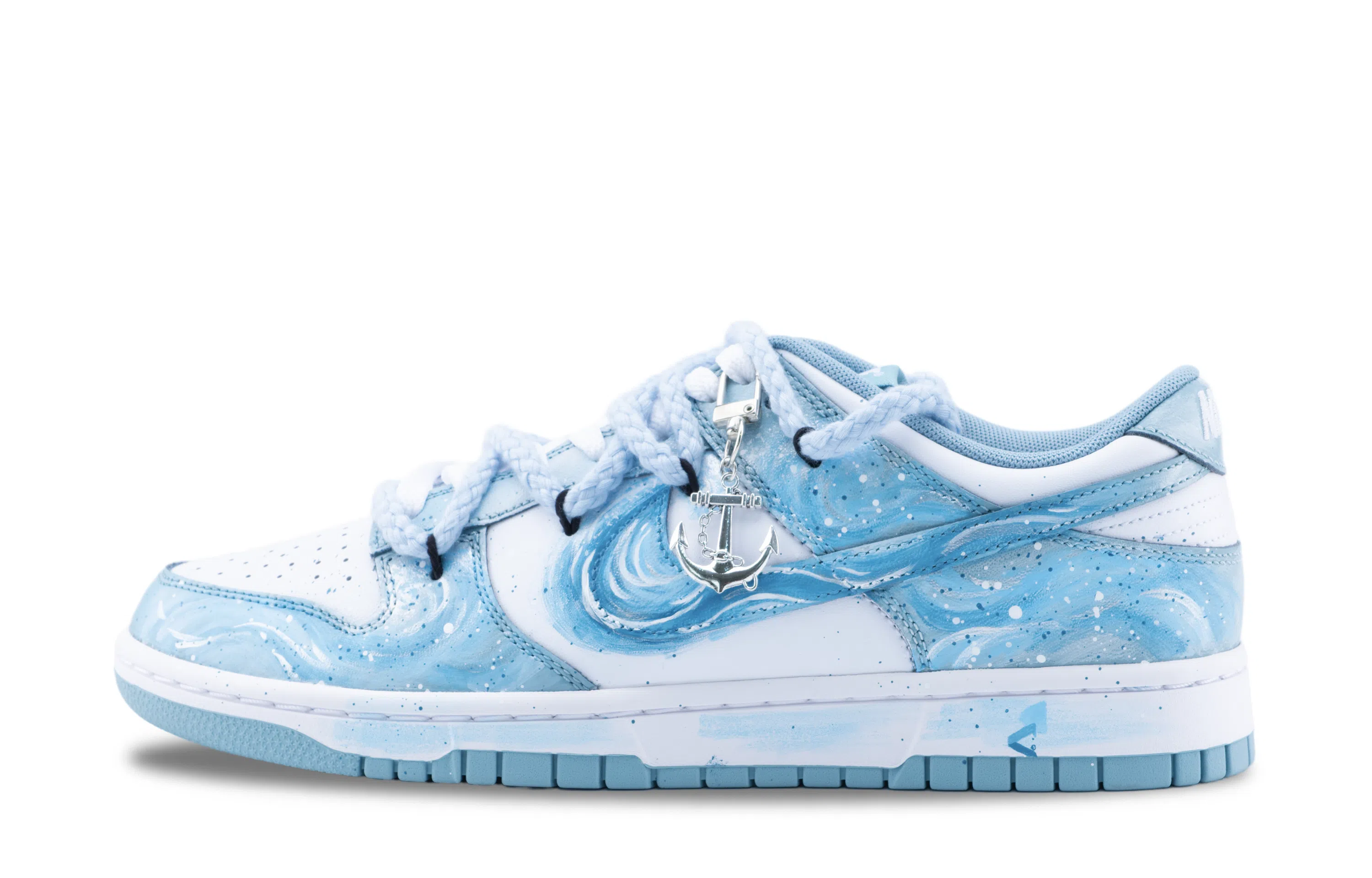 Nike Dunk "Ocean Heart"