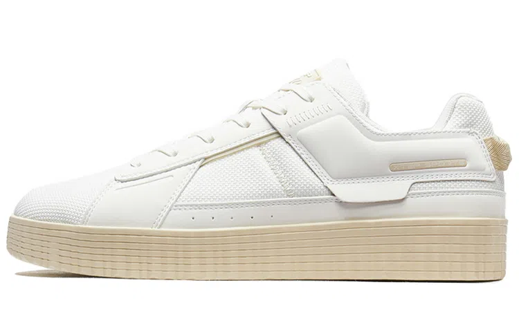 特步 耐磨 低帮 板鞋 男款 米色